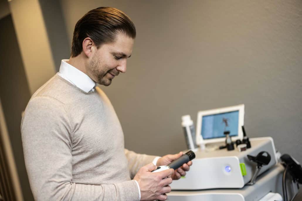 Reginald, ejeren af Min-krop og uddannet osteopat.